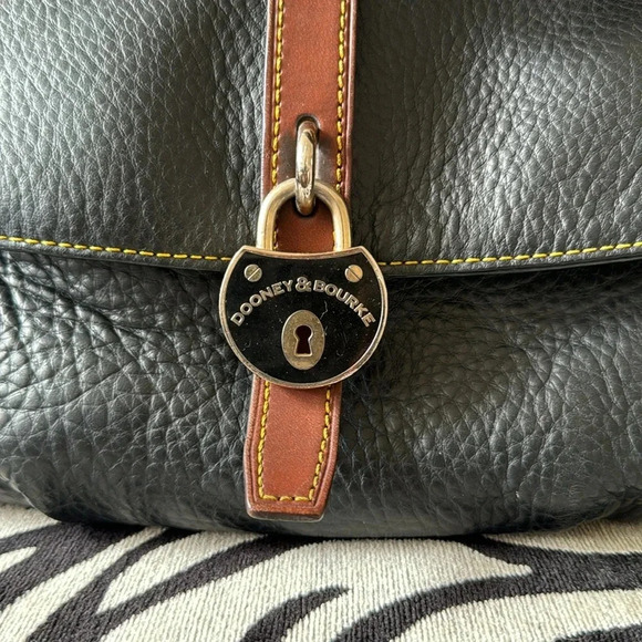 Dooney & Bourke Samba Black Pebbled Leather Logo Lock Hobo Shoulder Bag - Picture 2 of 14